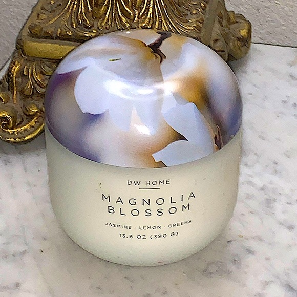 DW HOME CANDLE MAGNOLIA BLOSSOM 1 WICK NEW 13.8 oz - Picture 2 of 4